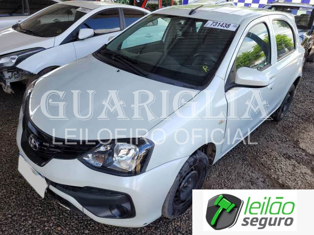 TOYOTA/ETIOS PLATINUM AT 1.5 16V DUAL VVT-I 2020