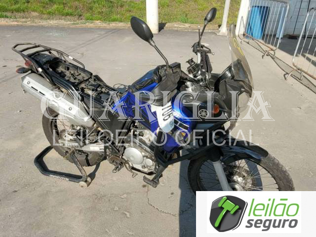 XTZ 250 TENERE 2015